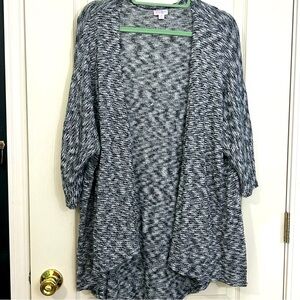 LuLaRoe Black and Gray Knit Lindsay Cardigan Womens M